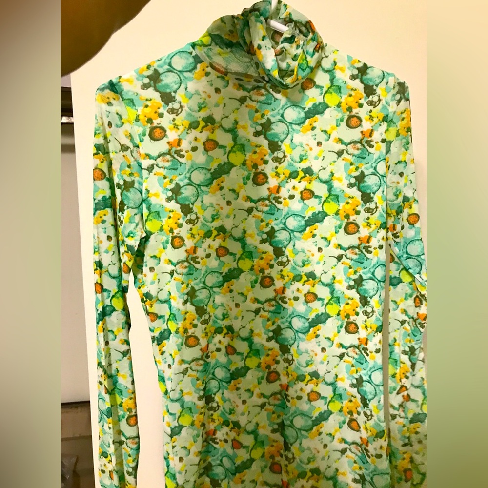 Vertigo Multi Color Print Turtleneck blouse green yellow orange watercolor